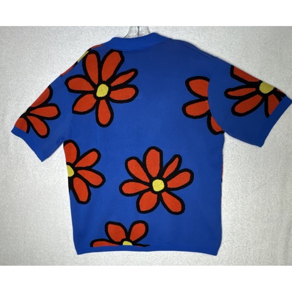 WESC Unisex Polo Sweater Size MM-WL Blue with Large Red Flowers Streetwear - Picture 2 of 10